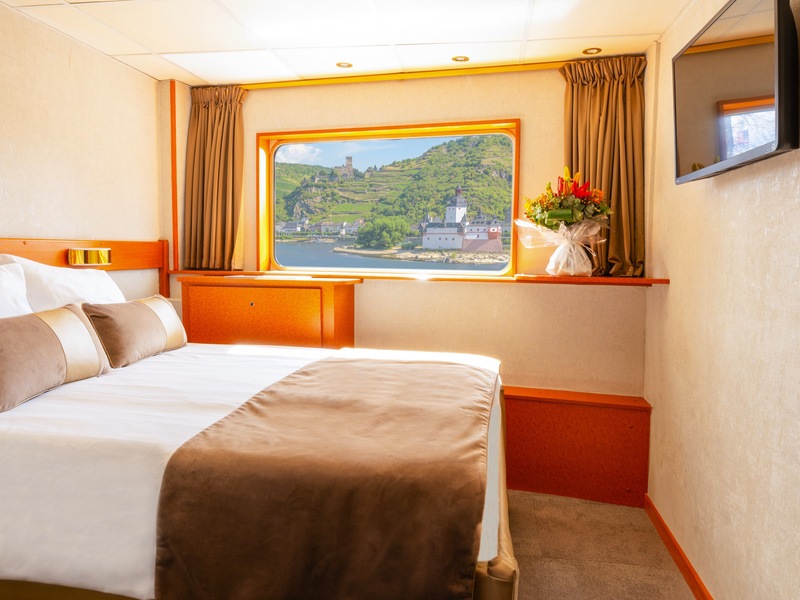 Main Deck 1 Bed Single CAT. C